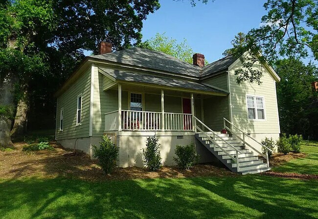 Primary Photo - 2 Bedroom 2 Bathroom