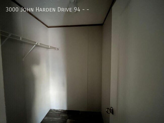 Building Photo - 3000 John Harden Dr