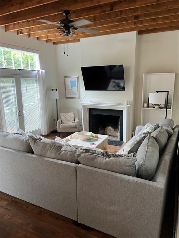 Building Photo - 45 Ayrault St