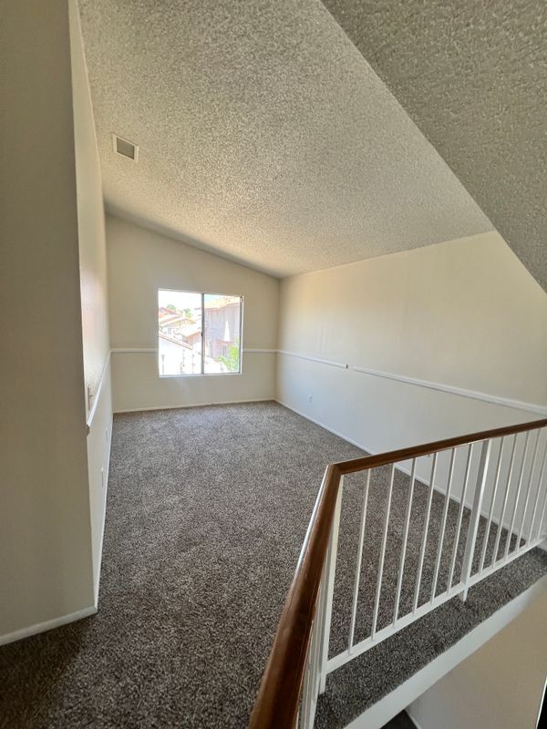 Building Photo - 1195 Bautista Ln