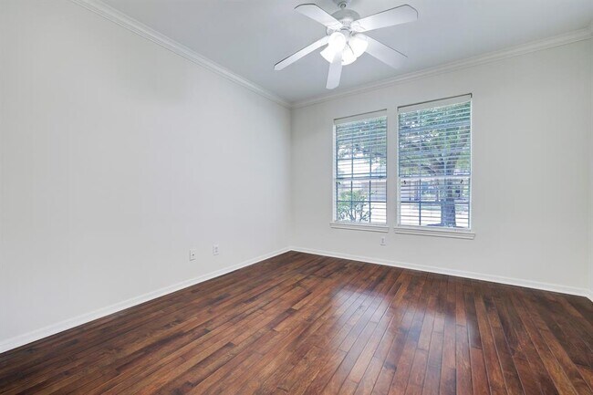 Building Photo - 5630 Ballina Canyon Ln