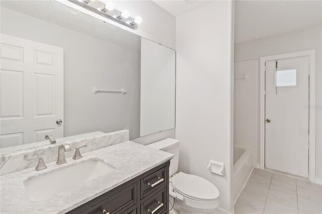 Building Photo - 1833 Marsh Ct
