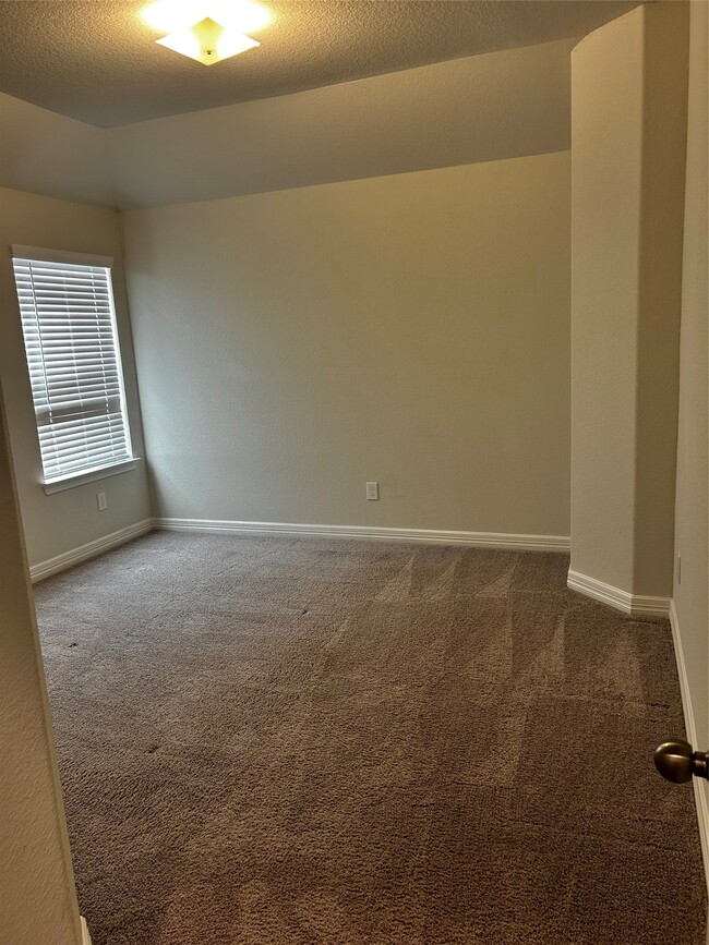 Building Photo - 5336 Latigo Ct