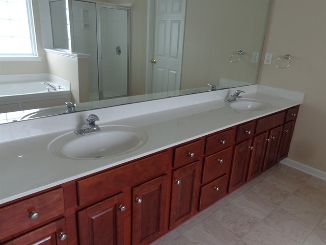 Building Photo - 2545 Thomasson Place Cir