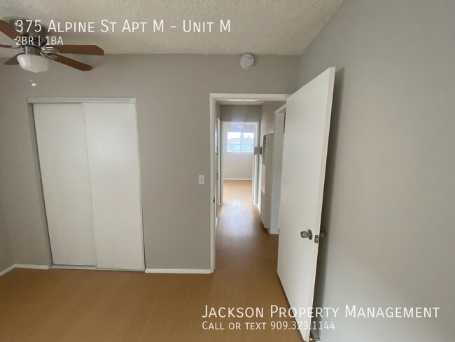 Building Photo - Two bedroom apartment close to Downtown Up...