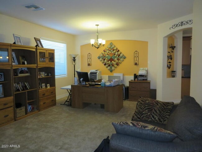 Building Photo - 4413 W Heyerdahl Dr