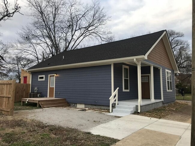 Building Photo - Highland Park Rental!