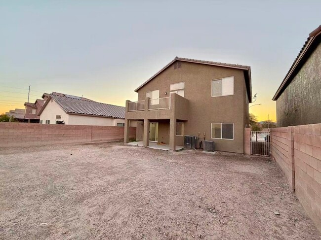 Building Photo - 6436 Casamar St