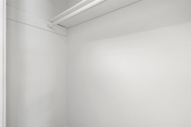 Building Photo - 1206 Larkwood Dr
