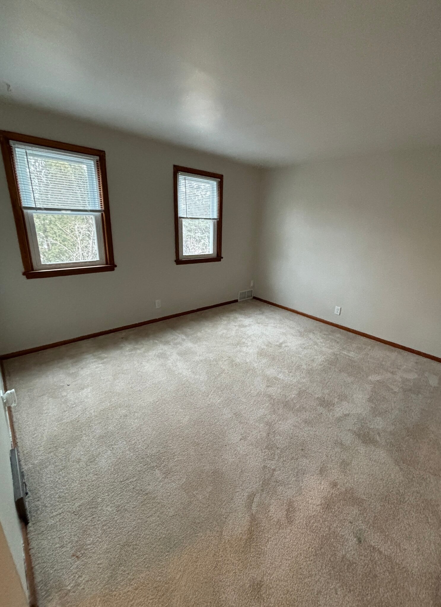 Upper Living Room - 817 5th St S