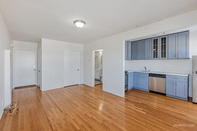 Building Photo - 50 Terra Vista Ave