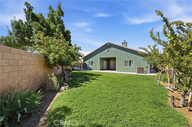 Building Photo - 44154 Coral Dr