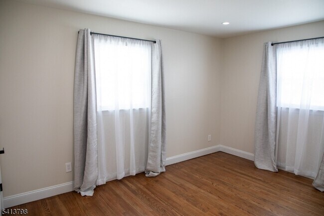 Building Photo - 711 Brooklyn Ave