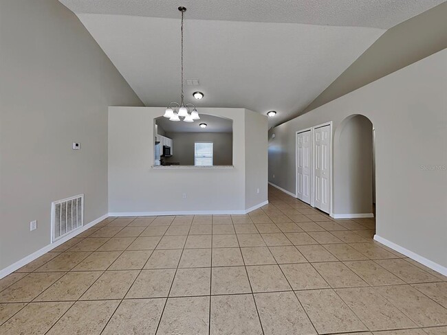 Building Photo - 1861 Manitoba Ct