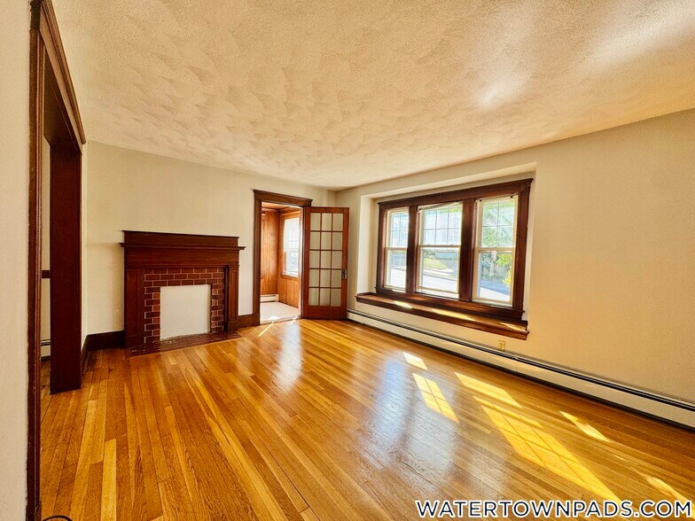 Building Photo - 137 Hillside Rd