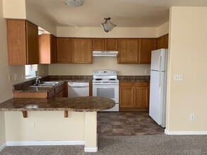 Building Photo - Charming Two Bedroom Apartment in the Heart of Reno