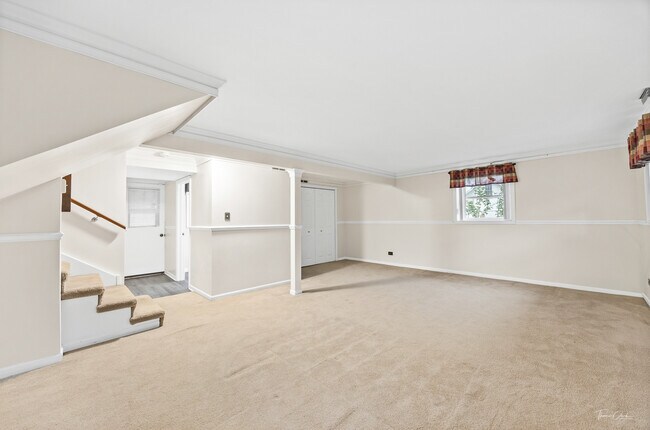 Building Photo - 5S300 Tuthill Rd