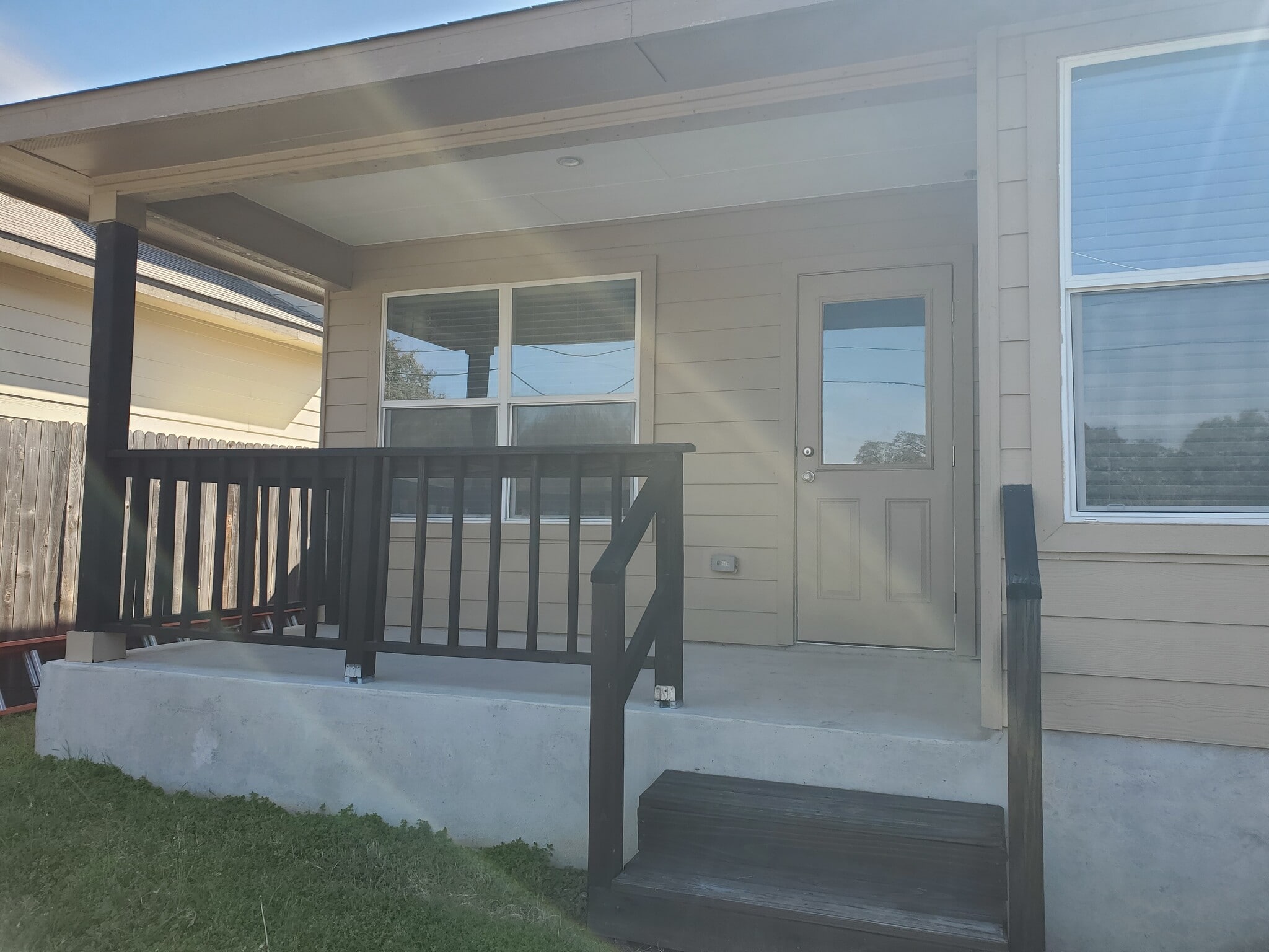 Covered Patio - 713 Brown Thrasher