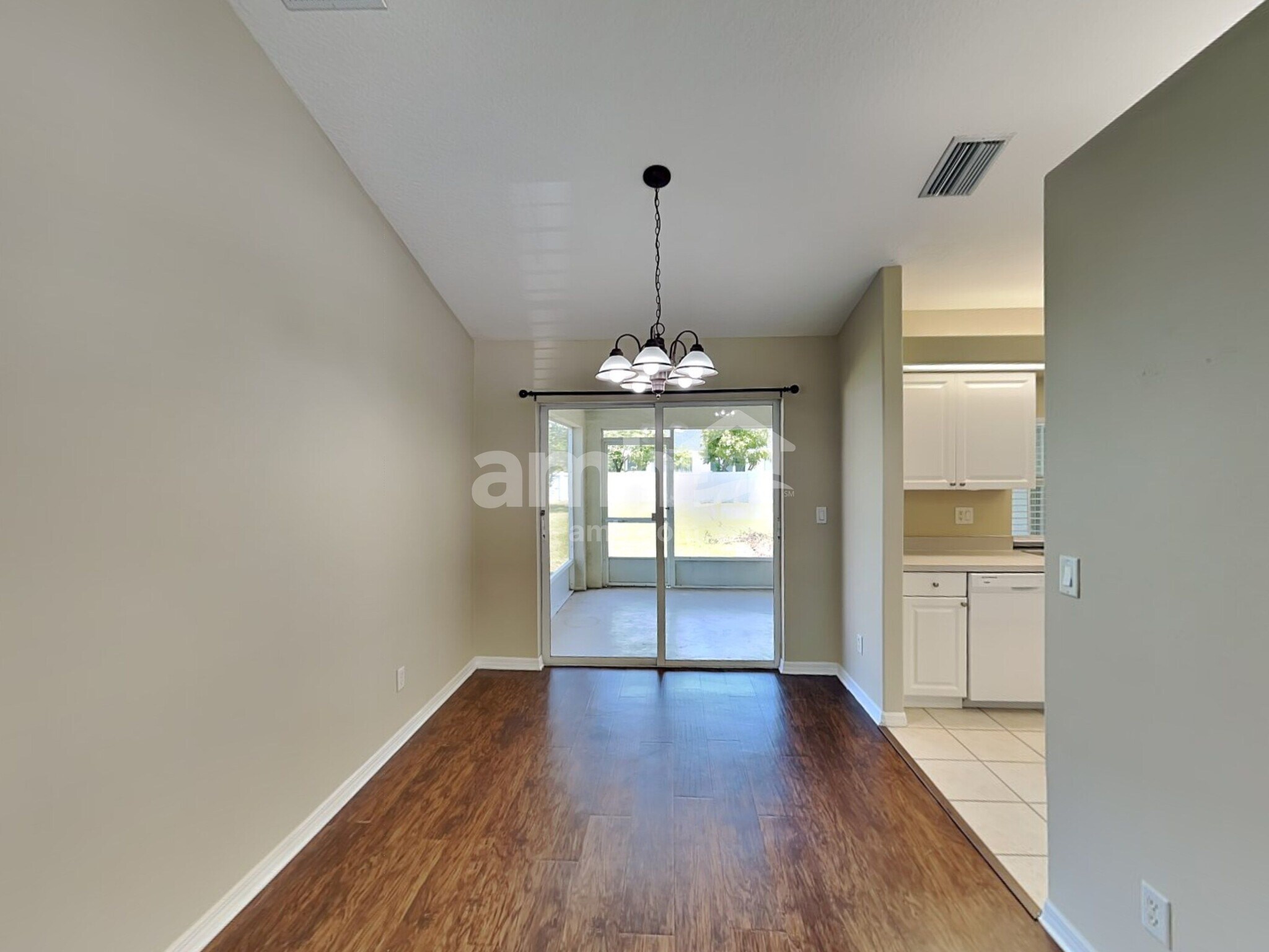 Building Photo - 6228 34th Pl E