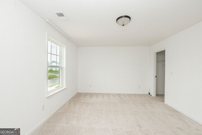 Building Photo - 5575 Coltman Dr