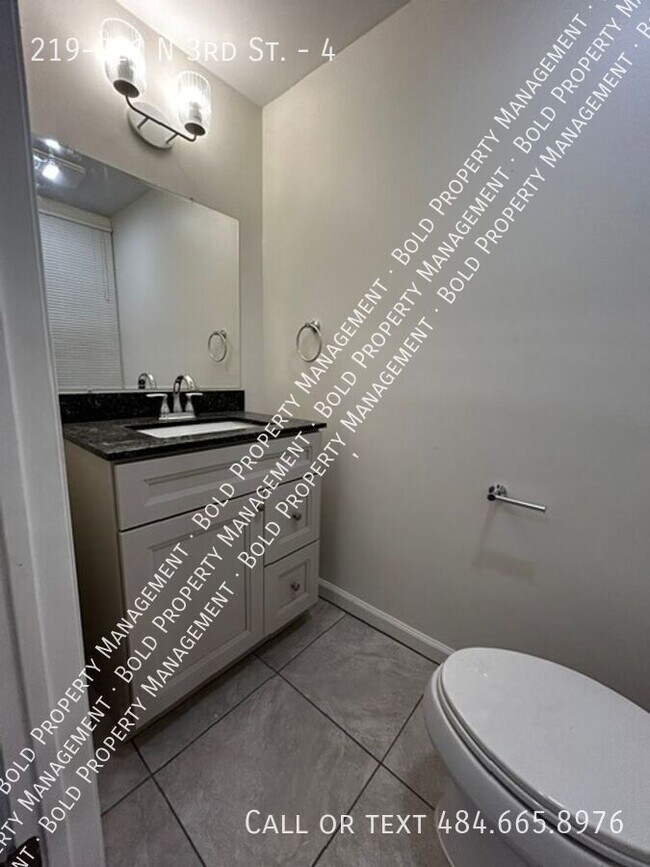 Building Photo - 219-221 N 3rd St.-4