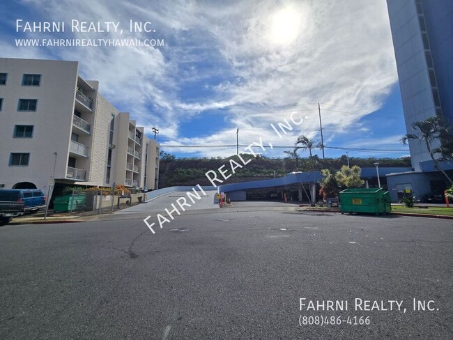 Building Photo - Beautifully Remodeled 1-Bedroom Condo with...