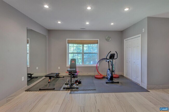 Building Photo - 373 Bayberry Way