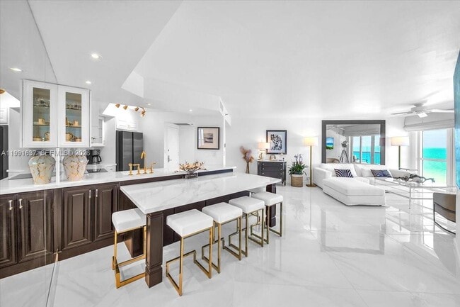 Building Photo - 6767 Collins Ave