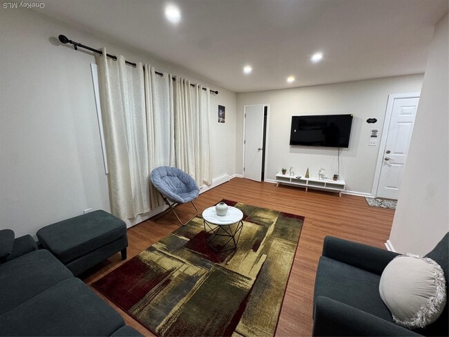 Building Photo - 31-18 106th St