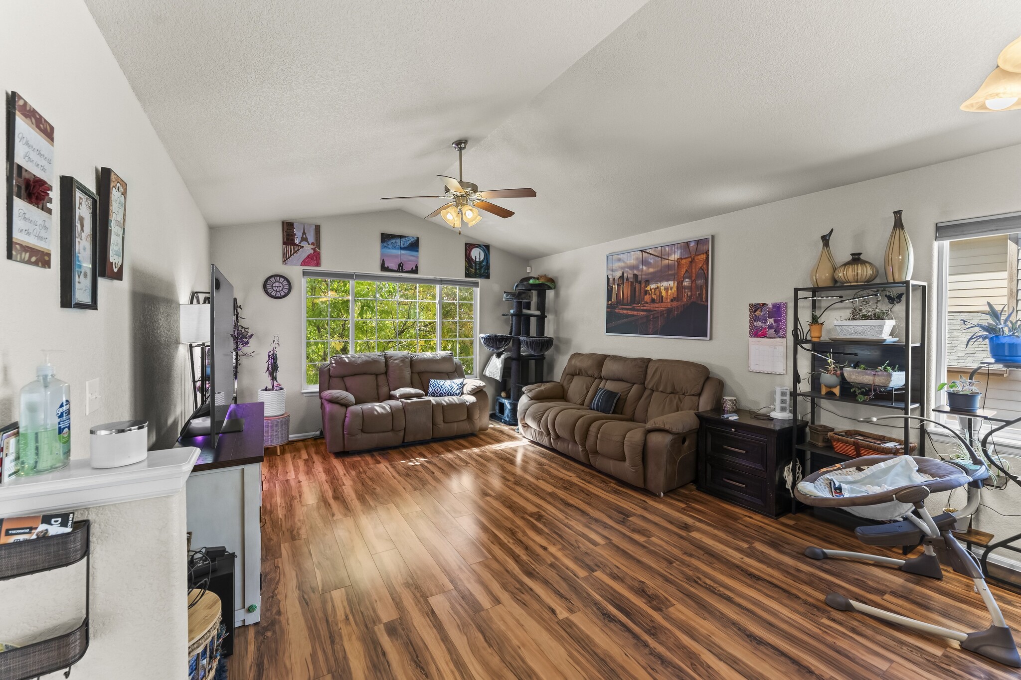 Building Photo - 6531 Passing Sky Dr