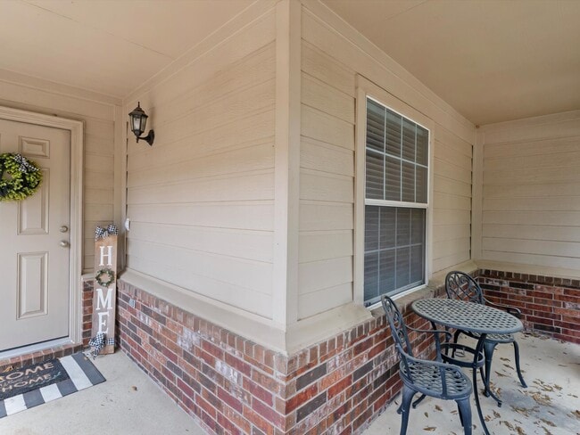 Building Photo - 15811 Sarasam Creek Ct