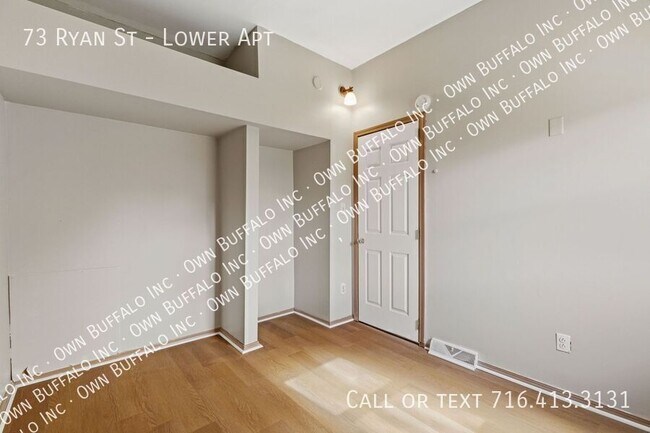 Building Photo - 73 Ryan St