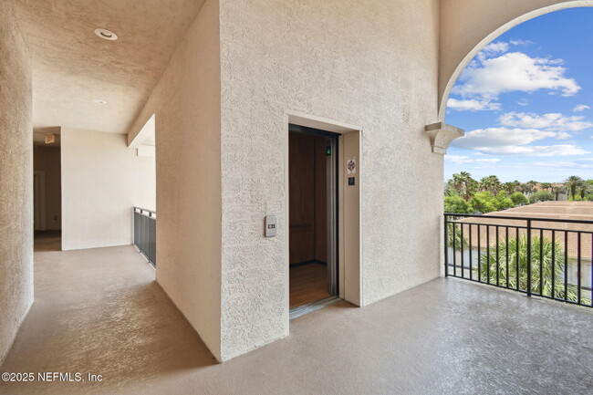 Building Photo - 13846 Atlantic Blvd