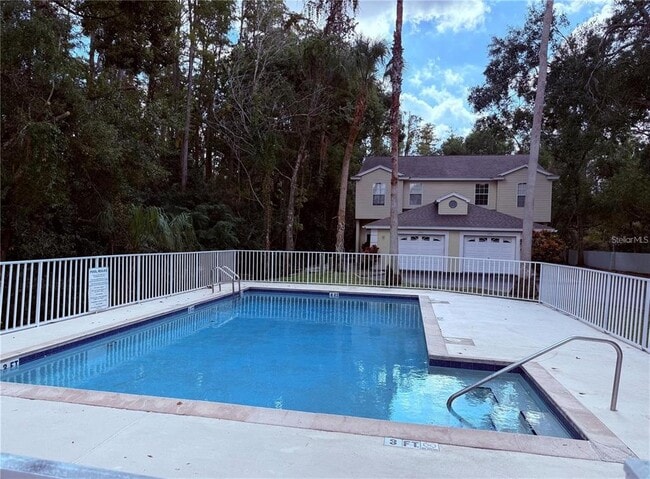 Building Photo - 11241 Cedar Hollow Ln