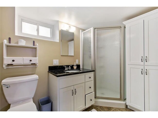 Building Photo - 1605 Pennsylvania Ave S