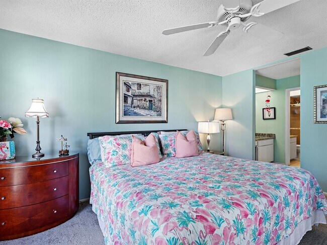 Building Photo - 4415 Longmeadow