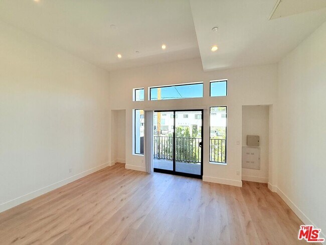 Building Photo - 3414 London St