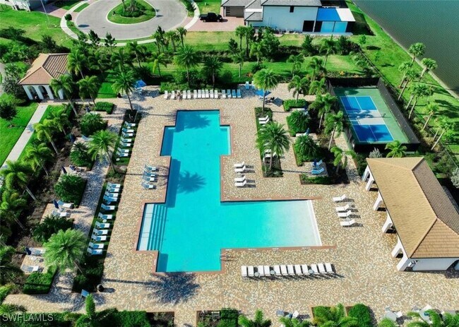 Building Photo - 5089 Panella Ave