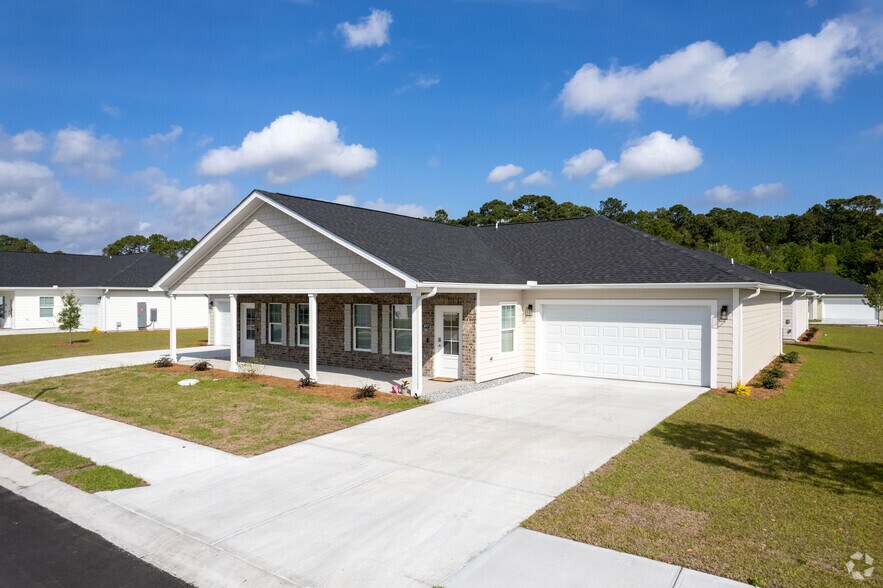 Beverly Villas 500 Beverly Villas Dr Brunswick GA 31520 Apartment