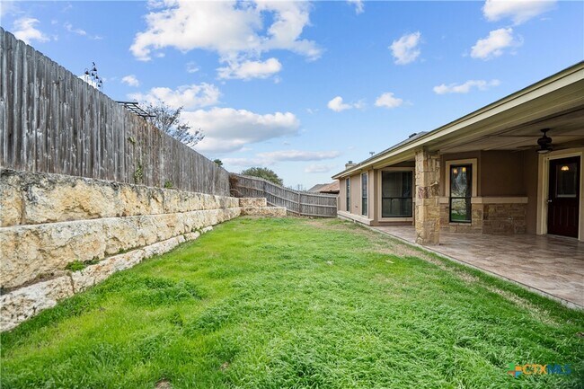 Building Photo - 103 Weeping Willow Ct