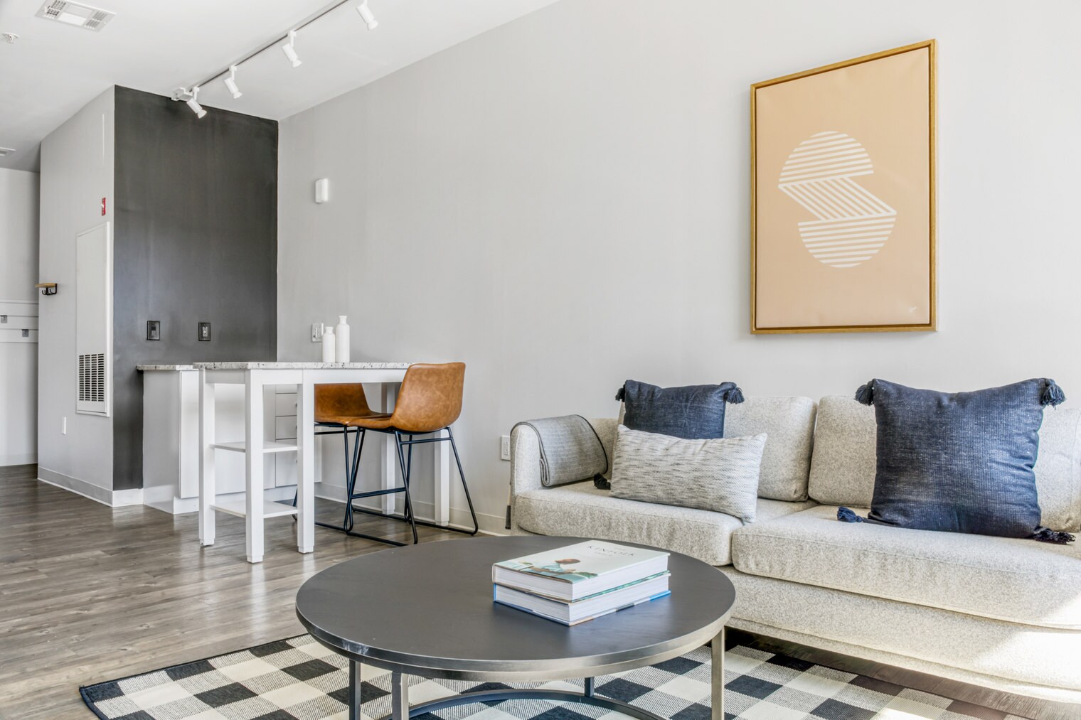 Building Photo - 5 Glassworks Ave