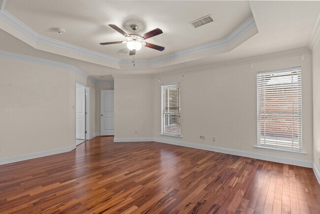 Building Photo - 2801 Savoy Pl