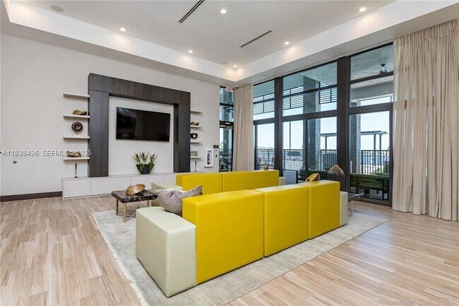 Building Photo - 8853 NW 155th Ter