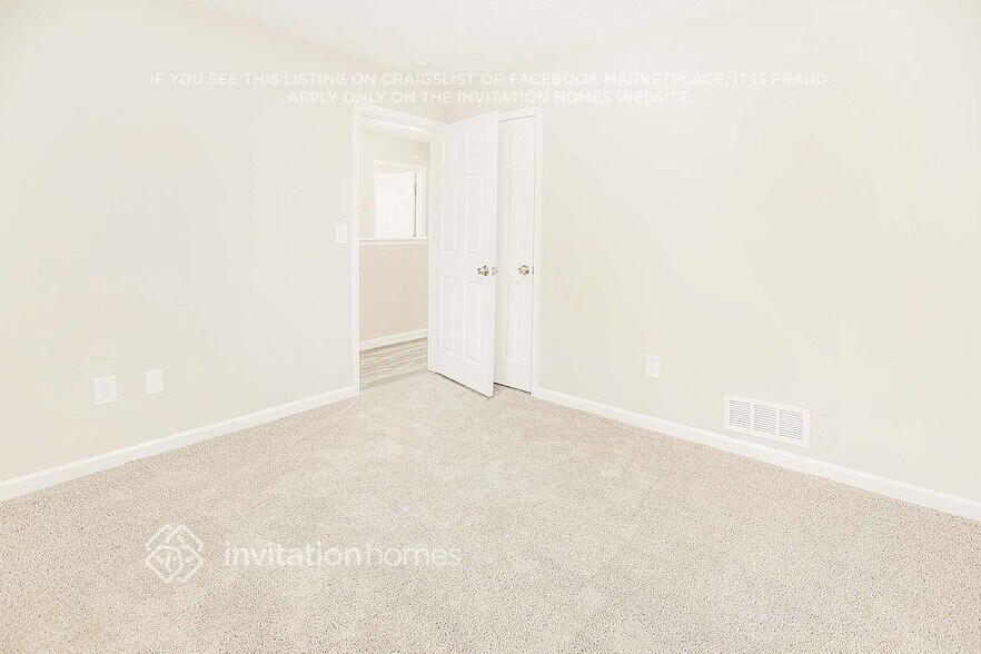 Building Photo - 260 Rosewood Dr