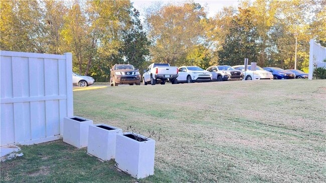 Building Photo - 6243 Shoreview Cir