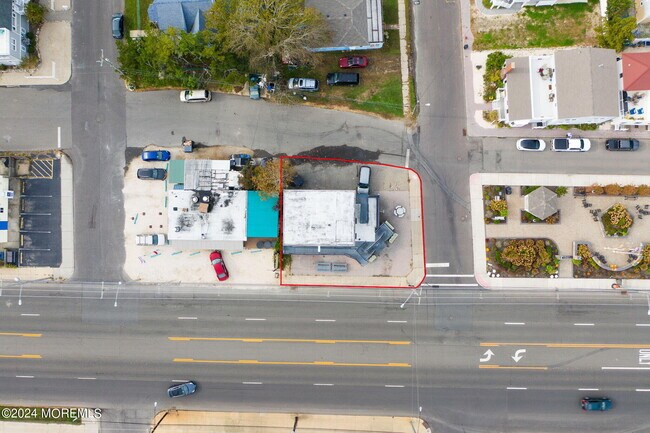 Building Photo - 13302 Long Beach Blvd