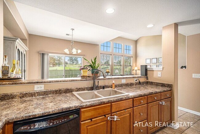 Building Photo - 23235 York Ave