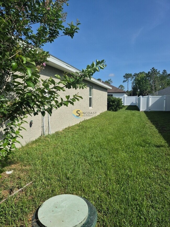 Building Photo - 19 Pine Hurst Ln