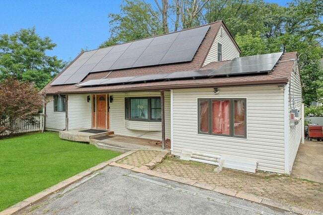Primary Photo - 9 Teramar Way