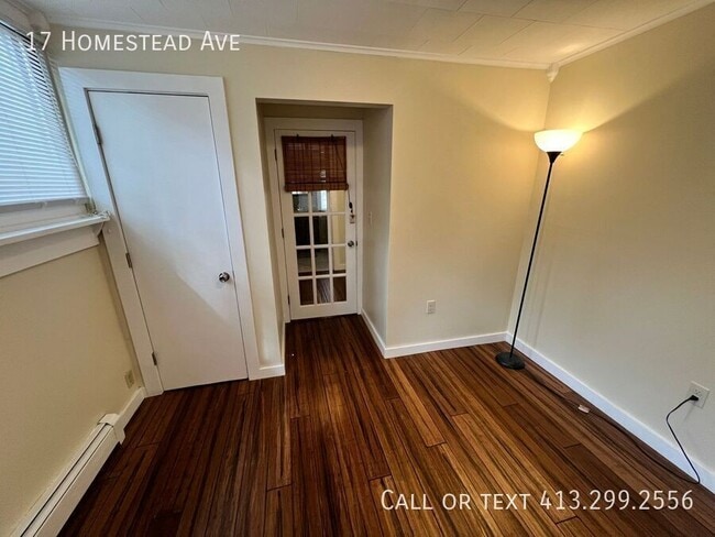 Building Photo - 17 Homestead Ave